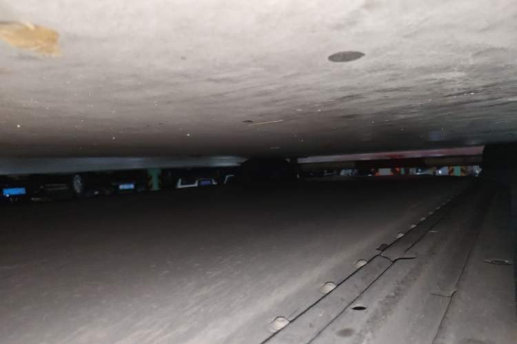 Used Xiaomi Auto YU7 2025 Ultra-Long Range High-Performance All-Wheel-Drive Max Edition Chassis Front Right