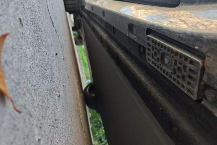 Used Xiaomi Auto YU7 2025 Ultra-Long Range High-Performance All-Wheel-Drive Max Edition Chassis Front Right