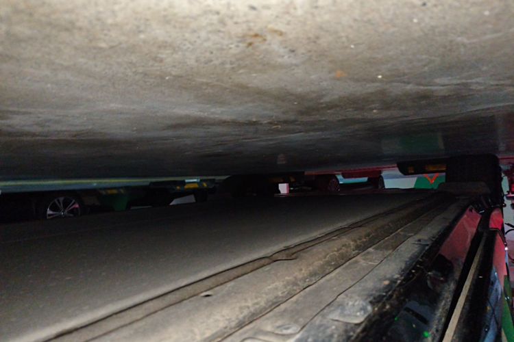 Used Xiaomi Auto YU7 2025 Ultra-Long Range Rear-Wheel Drive Version Chassis Front Right