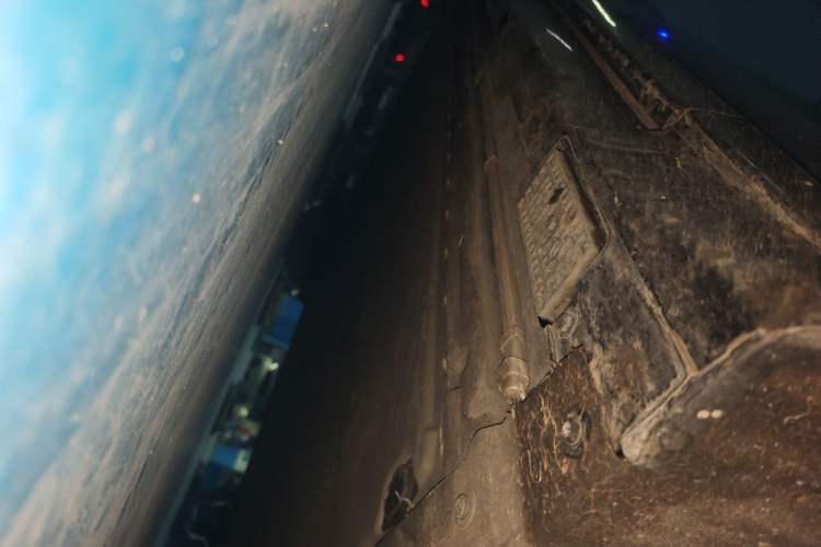 Used Xiaomi Auto YU7 2025 Ultra-Long Range High-Performance All-Wheel-Drive Max Edition Chassis Front Right