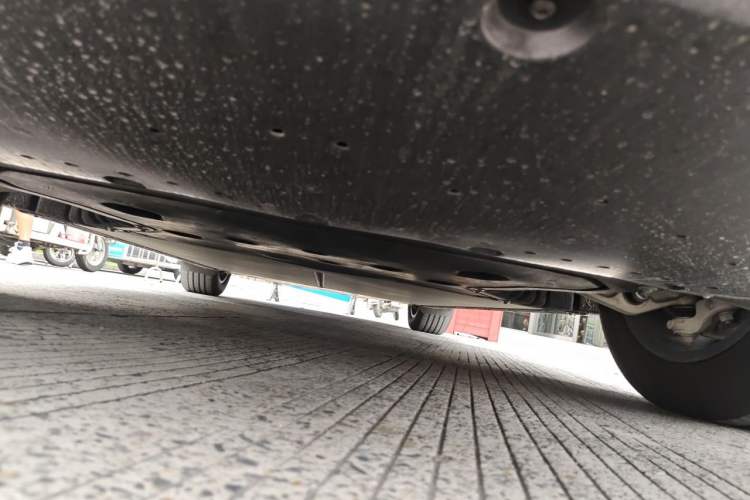 Used Xiaomi Auto YU7 2025 Ultra-Long Range Rear-Wheel Drive Version Chassis Front