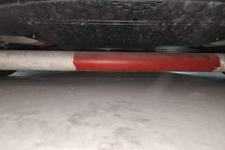 Used Xiaomi Auto YU7 2025 Ultra-Long Range High-Performance All-Wheel-Drive Max Edition Chassis Rear