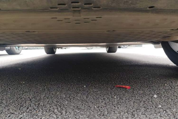 Used Xiaomi Auto YU7 2025 Ultra-Long Range High-Performance All-Wheel-Drive Max Edition Chassis Rear