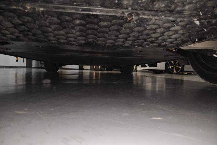 Used Xiaomi Auto YU7 2025 Ultra-Long Range All-Wheel Drive Pro Version Chassis Rear