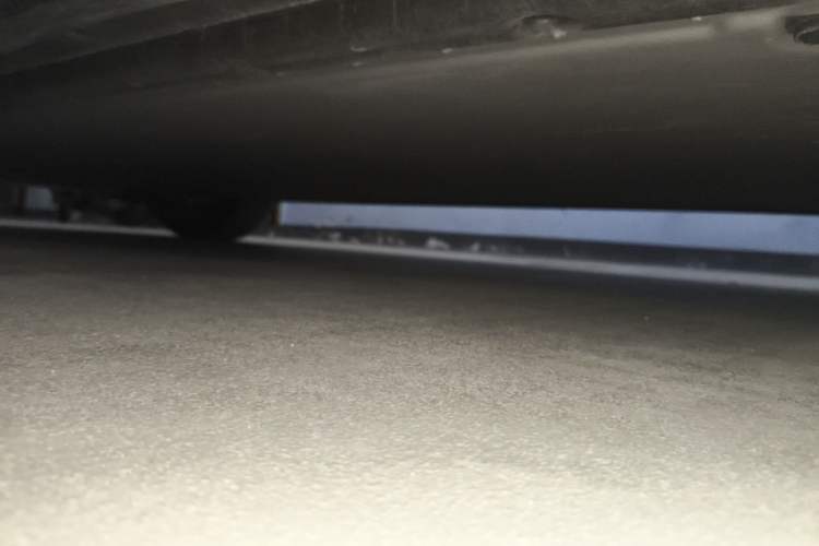 Used Xiaomi Auto YU7 2025 Ultra-Long Range High-Performance All-Wheel-Drive Max Edition Chassis Rear Left