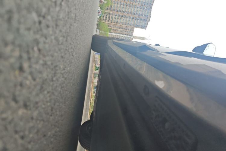 Used Xiaomi Auto YU7 2025 Ultra-Long Range Rear-Wheel Drive Version Chassis Rear Left