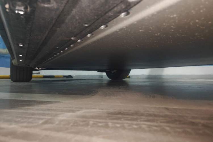 Used Xiaomi Auto YU7 2025 Ultra-Long Range Rear-Wheel Drive Version Chassis Rear Left