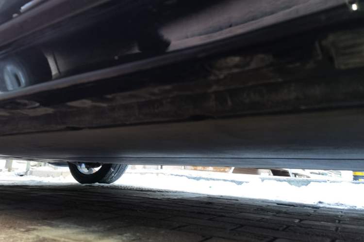 Used Xiaomi Auto YU7 2025 Ultra-Long Range Rear-Wheel Drive Version Chassis Rear Left