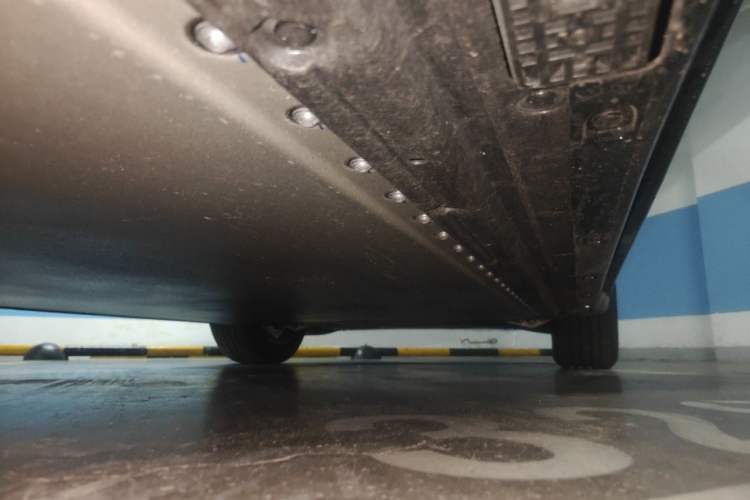 Used Xiaomi Auto YU7 2025 Ultra-Long Range Rear-Wheel Drive Version Chassis Rear Right