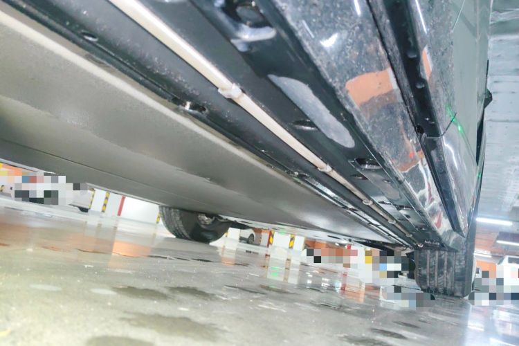 Used Xiaomi Auto YU7 2025 Ultra-Long Range All-Wheel Drive Pro Version Chassis Rear Right