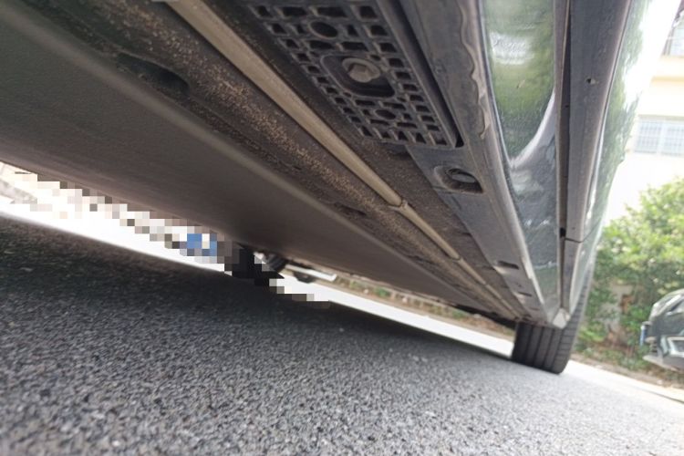 Used Xiaomi Auto YU7 2025 Ultra-Long Range High-Performance All-Wheel-Drive Max Edition Chassis Rear Right