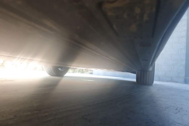 Used Xiaomi Auto YU7 2025 Ultra-Long Range Rear-Wheel Drive Version Chassis Rear Right