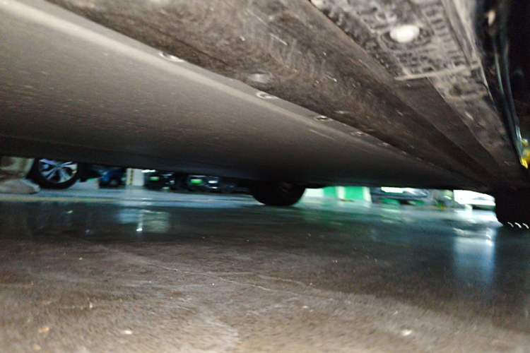 Used Xiaomi Auto YU7 2025 Ultra-Long Range Rear-Wheel Drive Version Chassis Rear Right