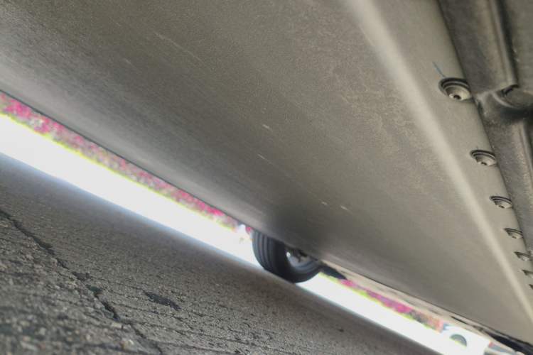 Used Xiaomi Auto YU7 2025 Ultra-Long Range High-Performance All-Wheel-Drive Max Edition Chassis Rear Right