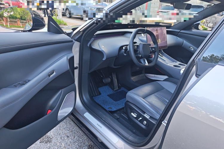 Used Xiaomi Auto YU7 2025 Ultra-Long Range Rear-Wheel Drive Version Driver Seat
