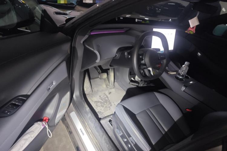 Used Xiaomi Auto YU7 2025 Ultra-Long Range All-Wheel Drive Pro Version Driver Seat