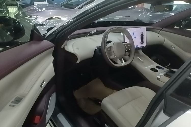 Used Xiaomi Auto YU7 2025 Ultra-Long Range All-Wheel Drive Pro Version Driver Seat