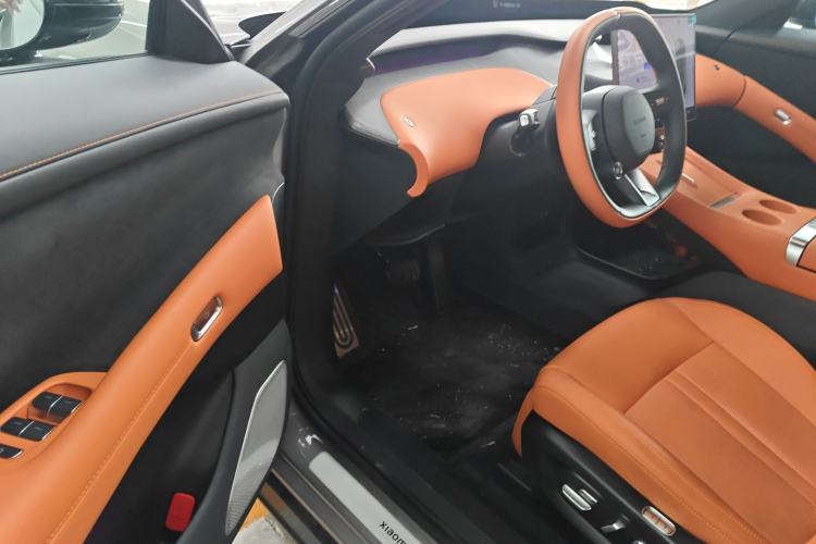 Used Xiaomi Auto YU7 2025 Ultra-Long Range Rear-Wheel Drive Version Driver Seat