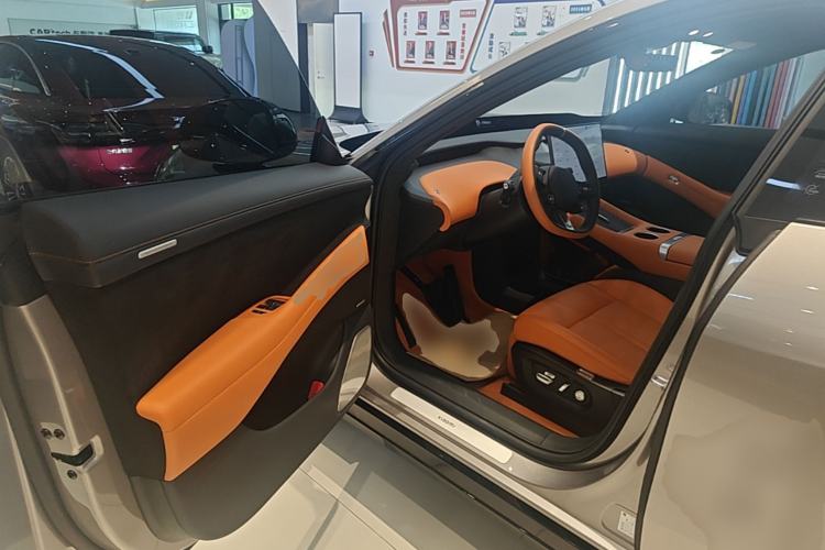 Used Xiaomi Auto YU7 2025 Ultra-Long Range All-Wheel Drive Pro Version Driver Seat