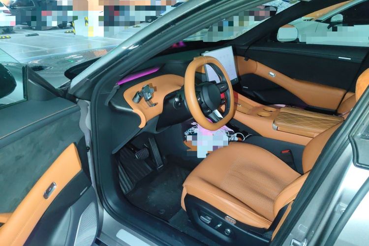 Used Xiaomi Auto YU7 2025 Ultra-Long Range All-Wheel Drive Pro Version Driver Seat