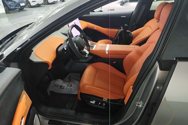 Used Xiaomi Auto YU7 2025 Ultra-Long Range High-Performance All-Wheel-Drive Max Edition Driver Seat