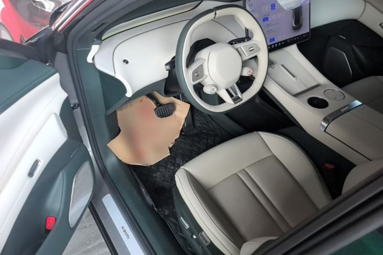 Used Xiaomi Auto YU7 2025 Ultra-Long Range All-Wheel Drive Pro Version Driver Seat
