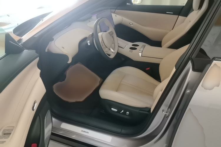 Used Xiaomi Auto YU7 2025 Ultra-Long Range Rear-Wheel Drive Version Driver Seat