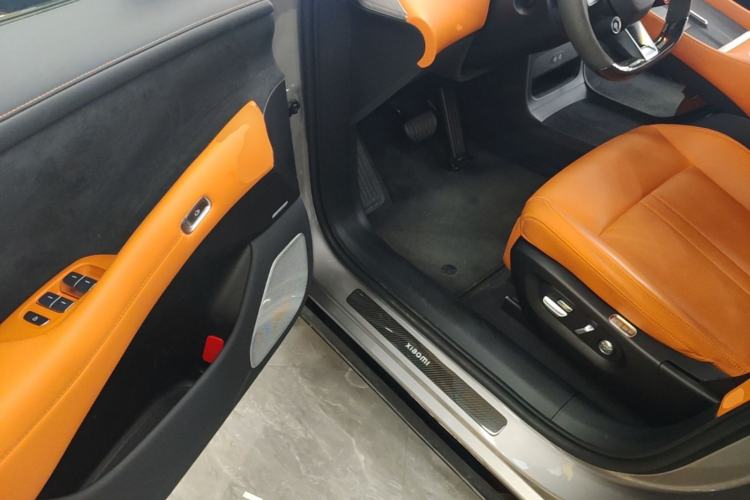 Used Xiaomi Auto YU7 2025 Ultra-Long Range High-Performance All-Wheel-Drive Max Edition Driver Seat