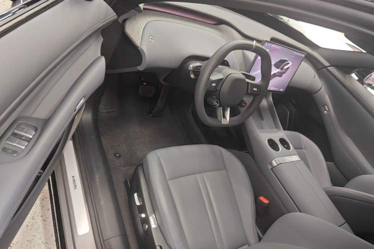 Used Xiaomi Auto YU7 2025 Ultra-Long Range Rear-Wheel Drive Version Driver Seat