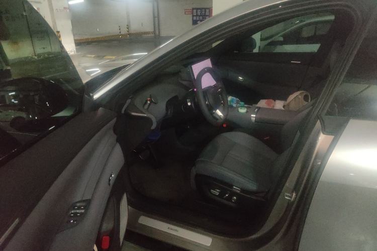 Used Xiaomi Auto YU7 2025 Ultra-Long Range All-Wheel Drive Pro Version Driver Seat