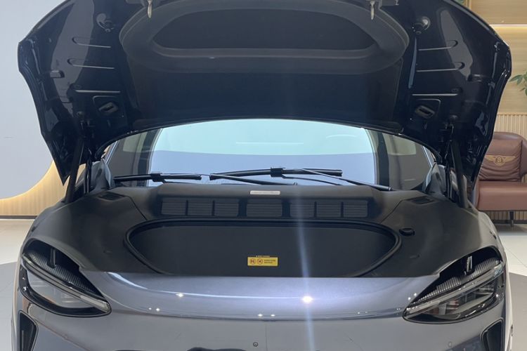 Used Xiaomi Auto YU7 2025 Ultra-Long Range High-Performance All-Wheel-Drive Max Edition Engine Bay