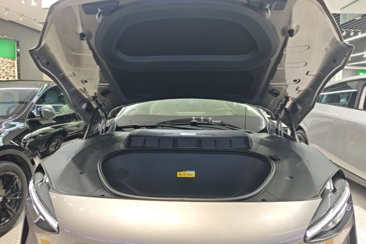 Used Xiaomi Auto YU7 2025 Ultra-Long Range Rear-Wheel Drive Version Engine Bay