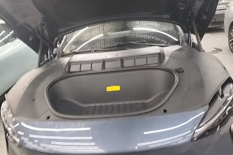 Used Xiaomi Auto YU7 2025 Ultra-Long Range Rear-Wheel Drive Version Engine Bay