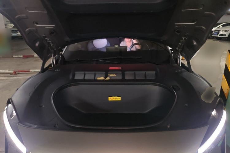 Used Xiaomi Auto YU7 2025 Ultra-Long Range High-Performance All-Wheel-Drive Max Edition Engine Bay