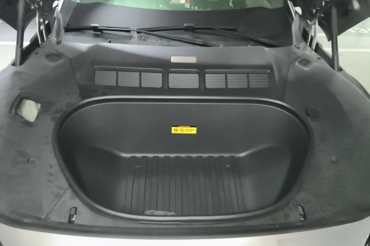 Used Xiaomi Auto YU7 2025 Ultra-Long Range High-Performance All-Wheel-Drive Max Edition Engine Bay