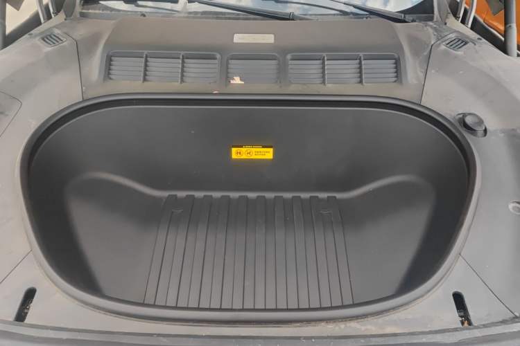 Used Xiaomi Auto YU7 2025 Ultra-Long Range Rear-Wheel Drive Version Engine Bay