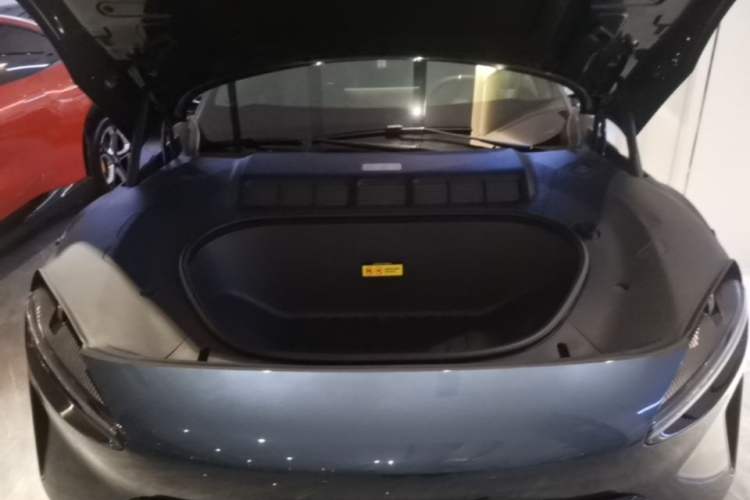 Used Xiaomi Auto YU7 2025 Ultra-Long Range High-Performance All-Wheel-Drive Max Edition Engine Bay
