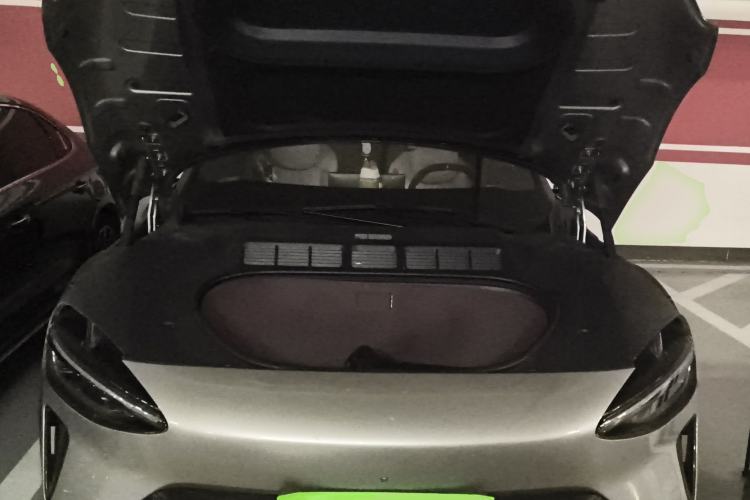 Used Xiaomi Auto YU7 2025 Ultra-Long Range Rear-Wheel Drive Version Engine Bay