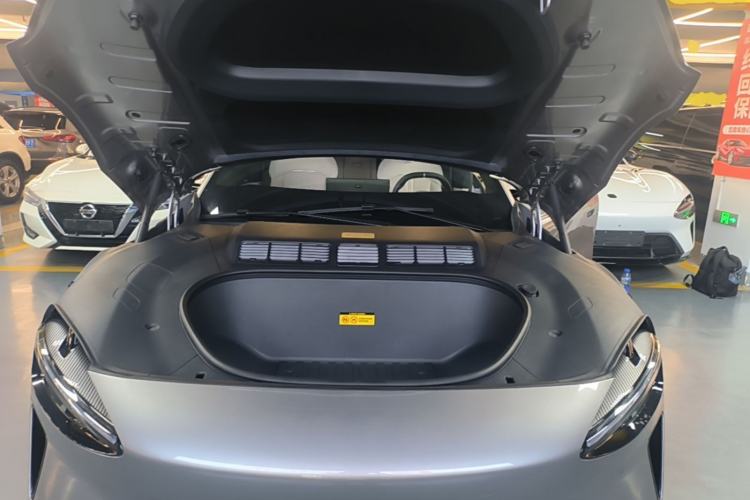 Used Xiaomi Auto YU7 2025 Ultra-Long Range High-Performance All-Wheel-Drive Max Edition Engine Bay