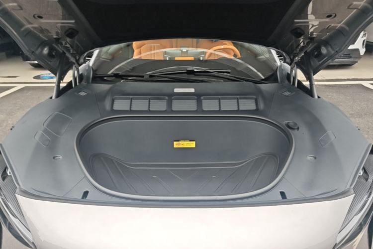 Used Xiaomi Auto YU7 2025 Ultra-Long Range High-Performance All-Wheel-Drive Max Edition Engine Bay
