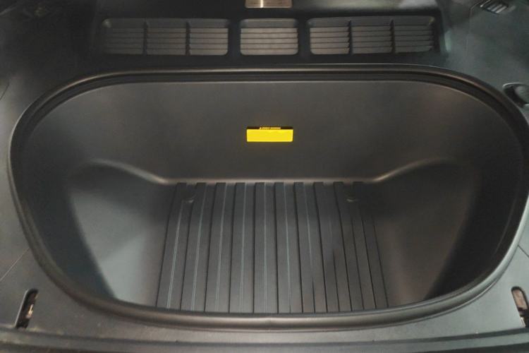 Used Xiaomi Auto YU7 2025 Ultra-Long Range Rear-Wheel Drive Version Engine Bay