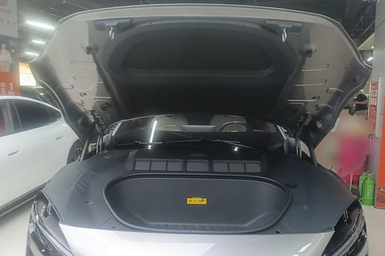 Used Xiaomi Auto YU7 2025 Ultra-Long Range Rear-Wheel Drive Version Engine Bay