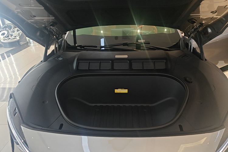 Used Xiaomi Auto YU7 2025 Ultra-Long Range All-Wheel Drive Pro Version Engine Bay