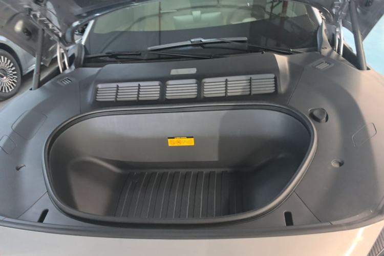 Used Xiaomi Auto YU7 2025 Ultra-Long Range Rear-Wheel Drive Version Engine Bay