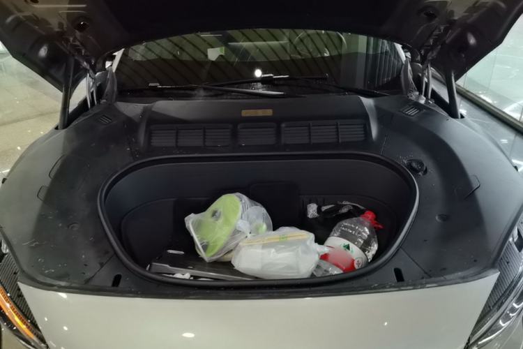 Used Xiaomi Auto YU7 2025 Ultra-Long Range Rear-Wheel Drive Version Engine Bay