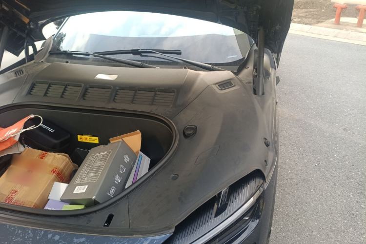 Used Xiaomi Auto YU7 2025 Ultra-Long Range High-Performance All-Wheel-Drive Max Edition Engine Bay Left