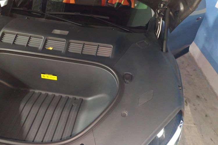 Used Xiaomi Auto YU7 2025 Ultra-Long Range High-Performance All-Wheel-Drive Max Edition Engine Bay Left