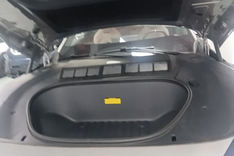 Used Xiaomi Auto YU7 2025 Ultra-Long Range Rear-Wheel Drive Version Engine Bay