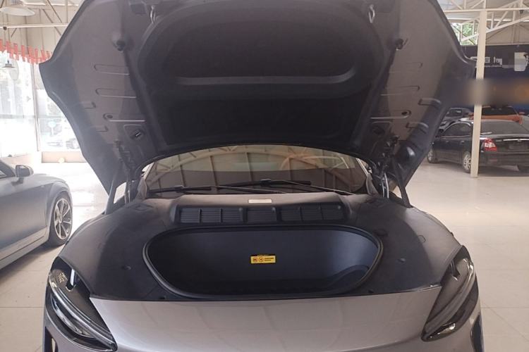 Used Xiaomi Auto YU7 2025 Ultra-Long Range High-Performance All-Wheel-Drive Max Edition Engine Bay