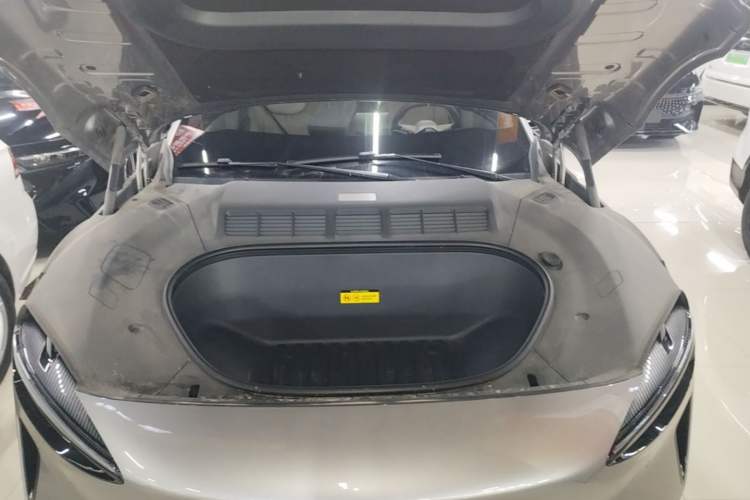 Used Xiaomi Auto YU7 2025 Ultra-Long Range All-Wheel Drive Pro Version Engine Bay